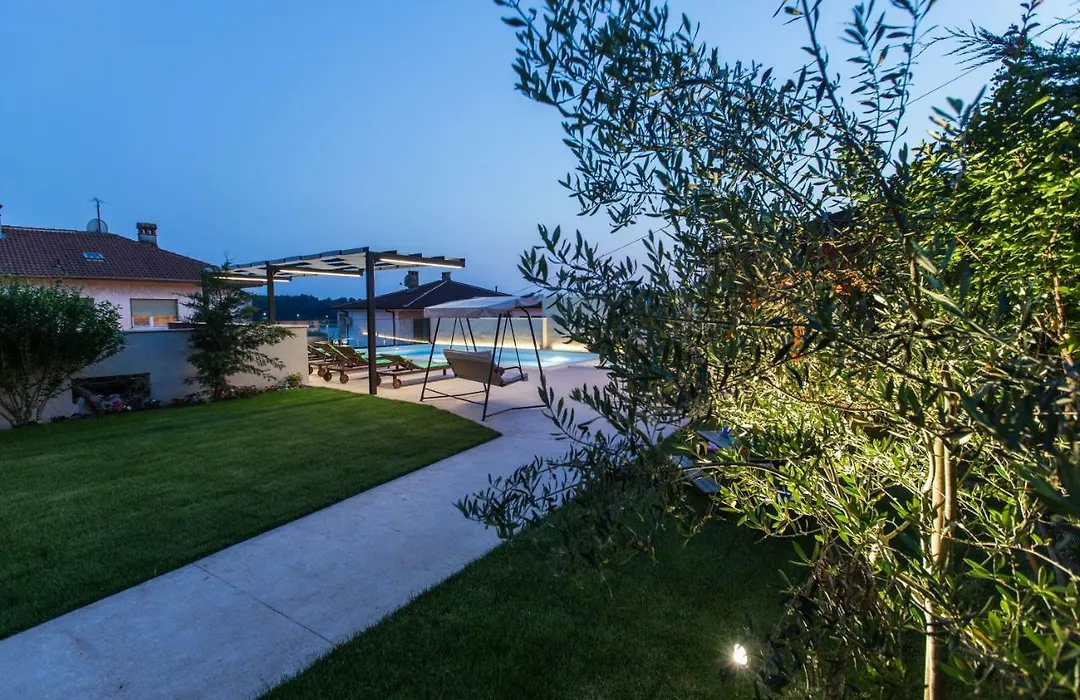 Villa Oria-1